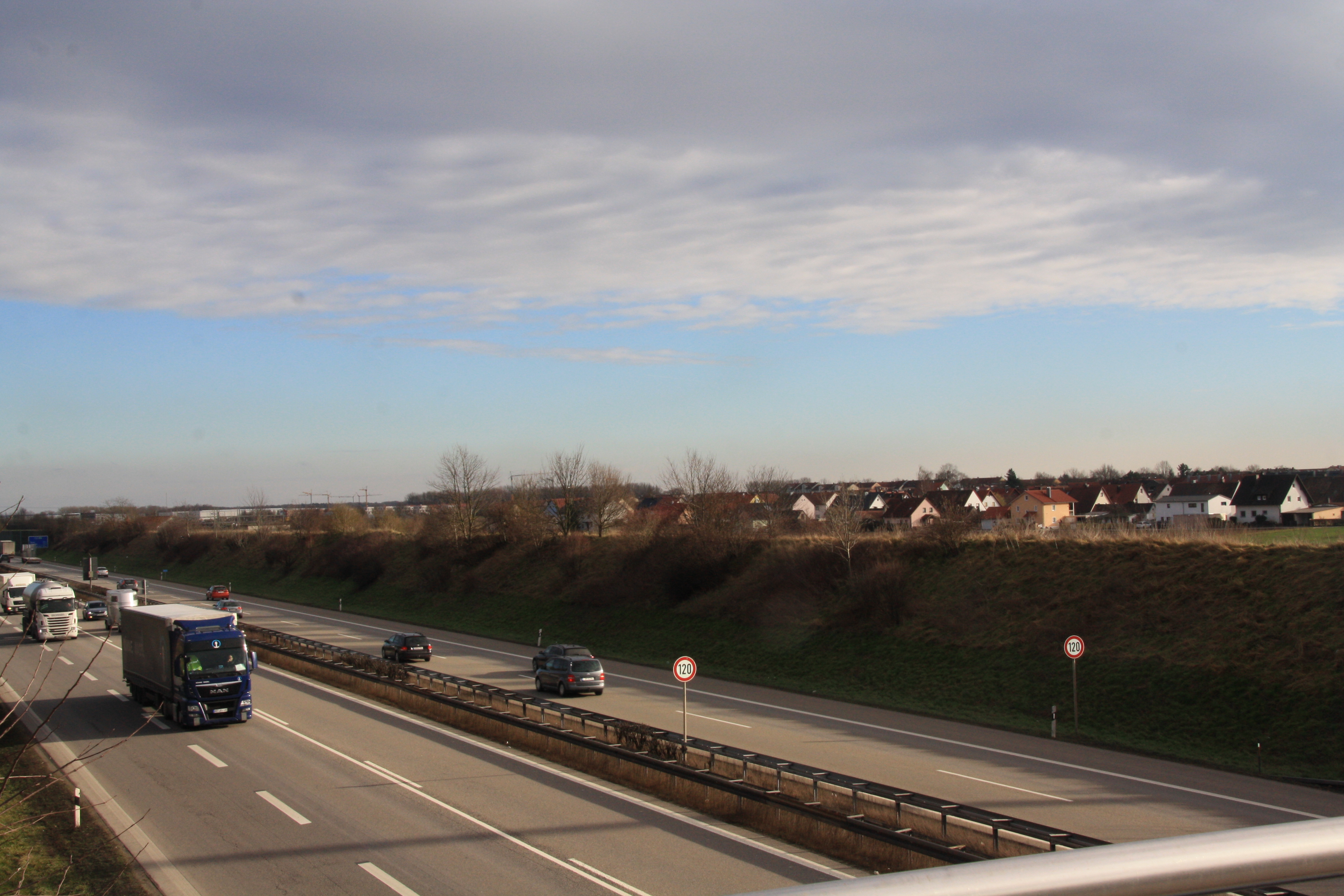Sechsstreifiger Ausbau der A 3 zwischen Autobahnkreuz Regensburg und Anschlussstelle Rosenhof